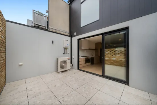 3 Carrick Lane, Strathmore, Vic 3041-Image