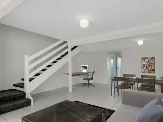 30/125 Pappas Way, Nerang, Qld 4211