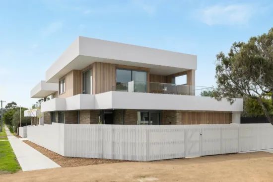 30 Strachans Rd, Mornington, Vic 3931