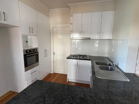 30a Kokaribb Rd, Carnegie, Vic 3163