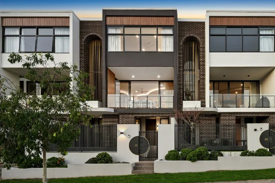 31/75 Jacaranda Place, Indooroopilly, Qld 4068