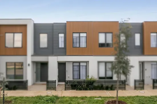 32 Botley Road, Donnybrook, Vic 3064