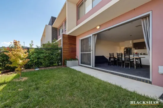 32 Chanter Terrace, Coombs, ACT 2611