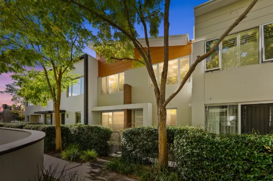 33/101 Kinloch Circuit, Bruce, ACT 2617