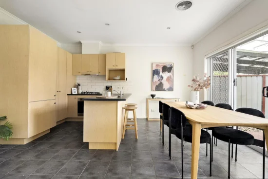 33 Balerno Circle, Gowanbrae, Vic 3043-Image