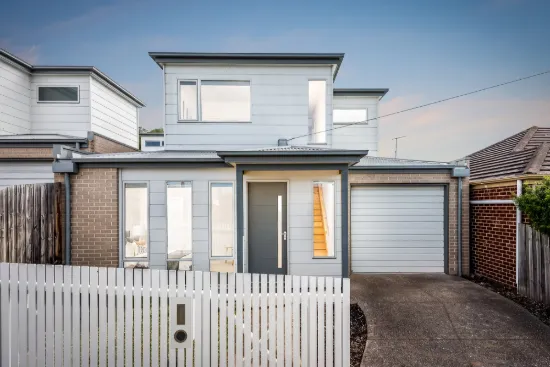 35A Seaview Parade, Belmont, Vic 3216