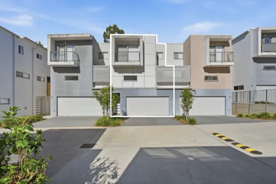 36/62 Plucks Rd, Arana Hills, Qld 4054