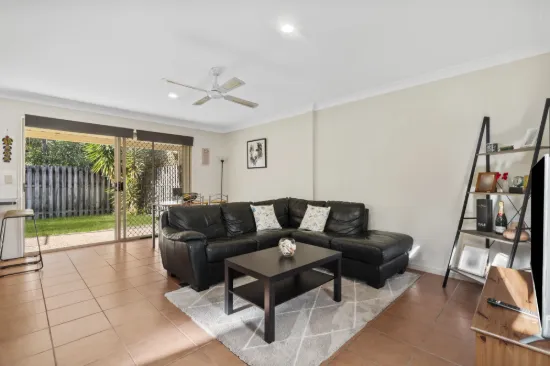 37/74 Universal Street, Pacific Pines, Qld 4211