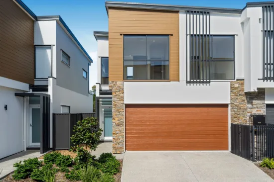 38/2 Lyra Avenue, Hope Island, Qld 4212