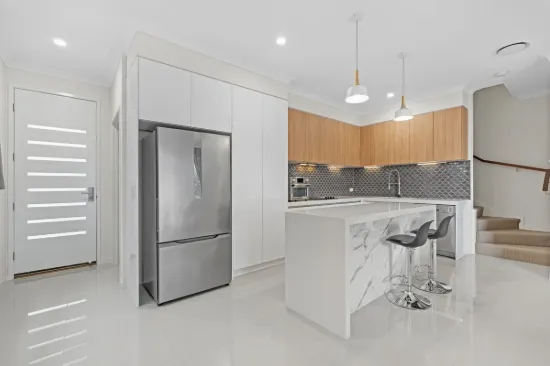 38/27 Sunflower Crescent, Calamvale, Qld 4116-Image