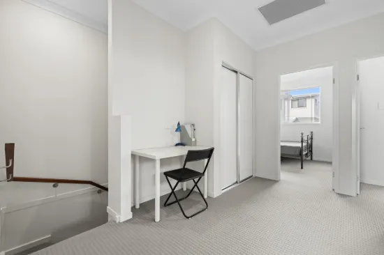 38/27 Sunflower Crescent, Calamvale, Qld 4116-Image