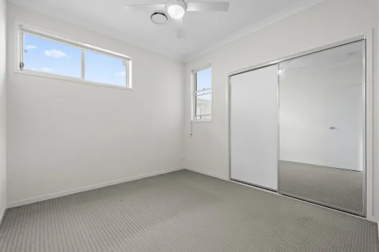 38/27 Sunflower Crescent, Calamvale, Qld 4116-Image