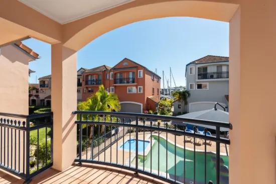 38 John Lund Drive, Hope Island, Qld 4212