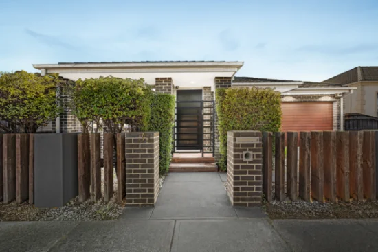 39 Palm Beach Crescent, Mount Waverley, Vic 3149
