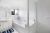 4/1-5 Studio Drive, Pacific Pines, Qld 4211-Image