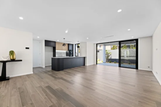 4/1 Raine Place, Barden Ridge NSW 2234-Image