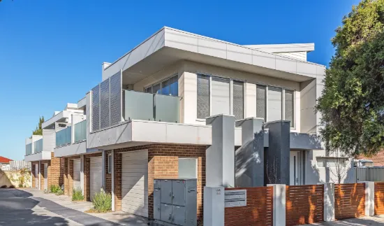 4/12 Suffolk Road, Sunshine North, Vic 3020