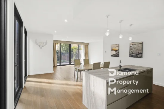 4/1289 Burke Rd, Kew, Vic 3101 - For Rent