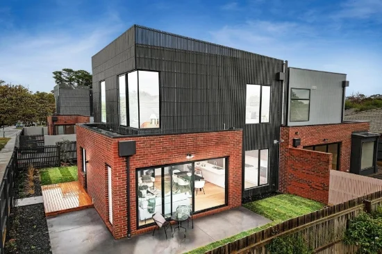 4/1A Premier Avenue, Mitcham, Vic 3132 - For Rent