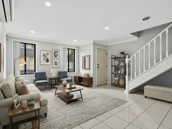 4/2 Baldwin Avenue, Glenfield, NSW 2167