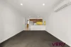 4/2 Clare Burton Crescent, Franklin, ACT 2913-Image