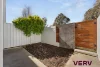 4/2 Clare Burton Crescent, Franklin, ACT 2913-Image