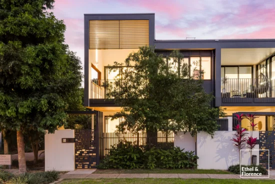4/33 Parkside Circuit, Hamilton, Qld 4007