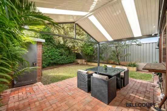 4/4 Saunders Street, Como, WA 6152