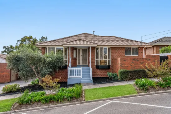 4/51 Hampton Road, Essendon West, Vic 3040