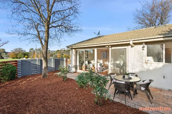4/6 Kemsley Place, Pearce, ACT 2607