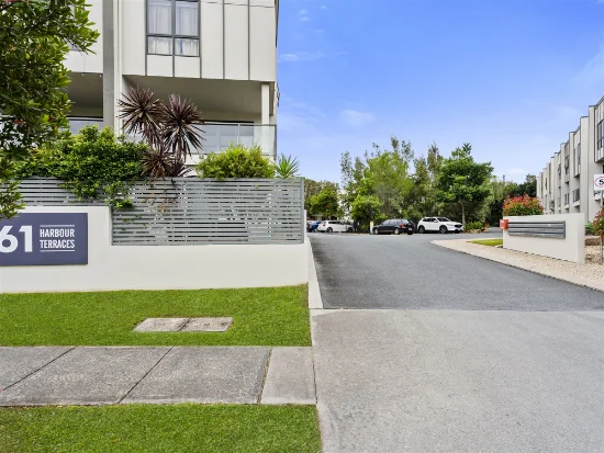 4/61 EAST QUAY DRIVE, Biggera Waters, Qld 4216 - For Rent
