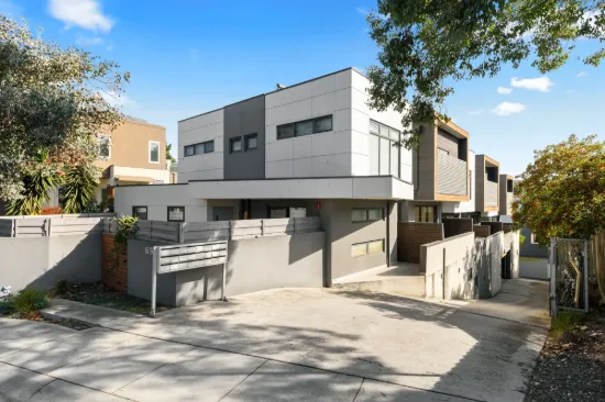 4/69 Tram Road, Doncaster, Vic 3108