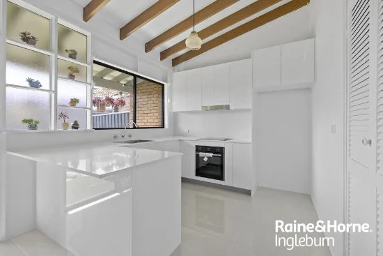 4/72-74 Macquarie Road, Ingleburn, NSW 2565