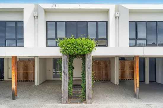 4/72 Galeen Drive, Burleigh Waters, Qld 4220