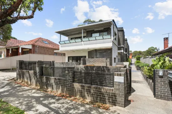 4/8 Hampton Street, Croydon Park, NSW 2133