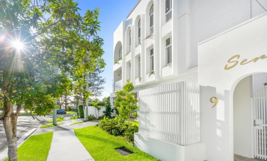 4/9 Sunset Boulevard, Surfers Paradise, Qld 4217 - For Rent