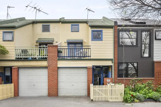 4 Sims Square, Kensington, Vic 3031
