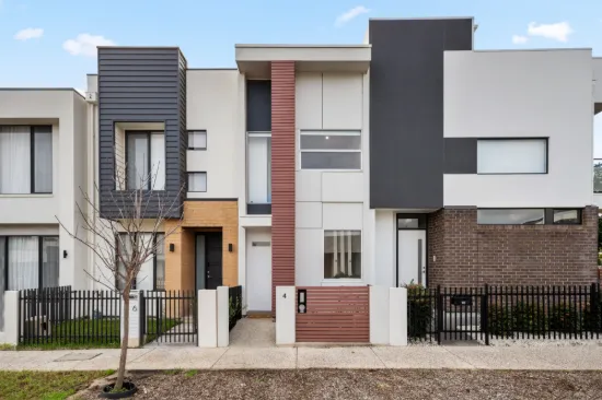 4 Winpirra Circuit, Lightsview, SA 5085