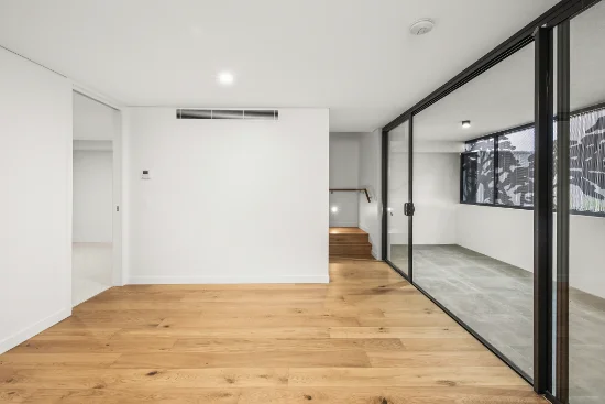 49/75 Jacaranda Pl, Indooroopilly, Qld 4068-Image