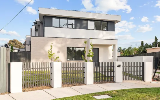 4B Sunlit Court, Hampton East, Vic 3188