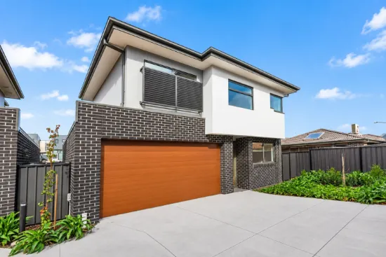 5/110 Hawking Crescent, Fraser Rise, Vic 3336