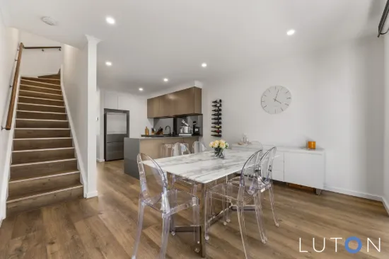 5/128 Easty Street, Phillip, ACT 2606