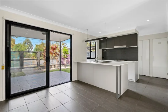 5/18 Comer Street, Coopers Plains, Qld 4108 - For Sale