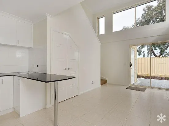 5/25 Southwell Crescent, Hamilton Hill, WA 6163