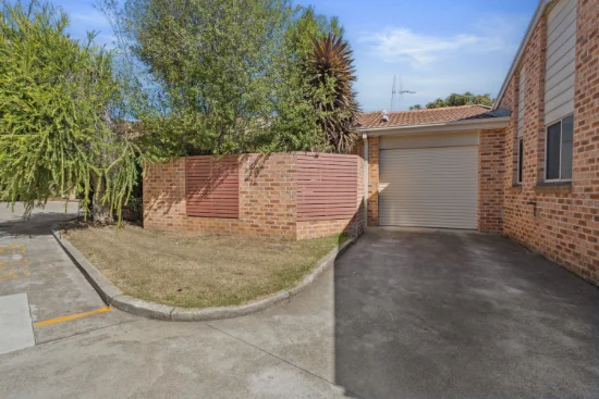 5/53 Walker Crescent, Jerrabomberra NSW 2619-Image