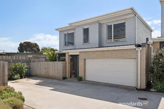 5 Penfolds Grove, Rosebud, Vic 3939