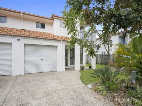 51/2 Studio Drive, Pacific Pines, Qld 4211