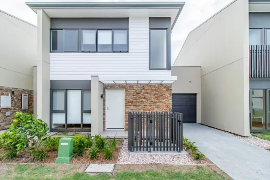 6/191 Marina Quays Boulevard, Hope Island, Qld 4212