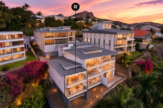 6/24 The Strand, North Ward, Qld 4810