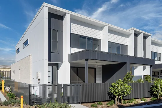 64 Delta Circuit, Hope Island, Qld 4212 - For Rent